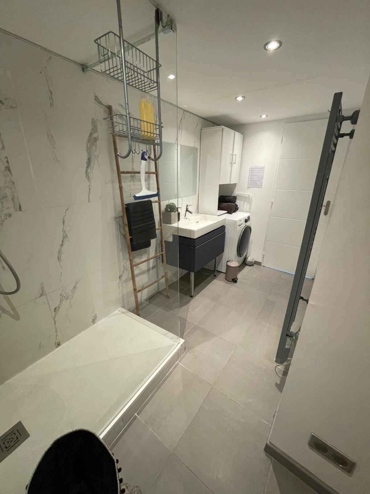 Appartement Design Sur Vauban - Clim Et Wifi Marseille Eksteriør billede